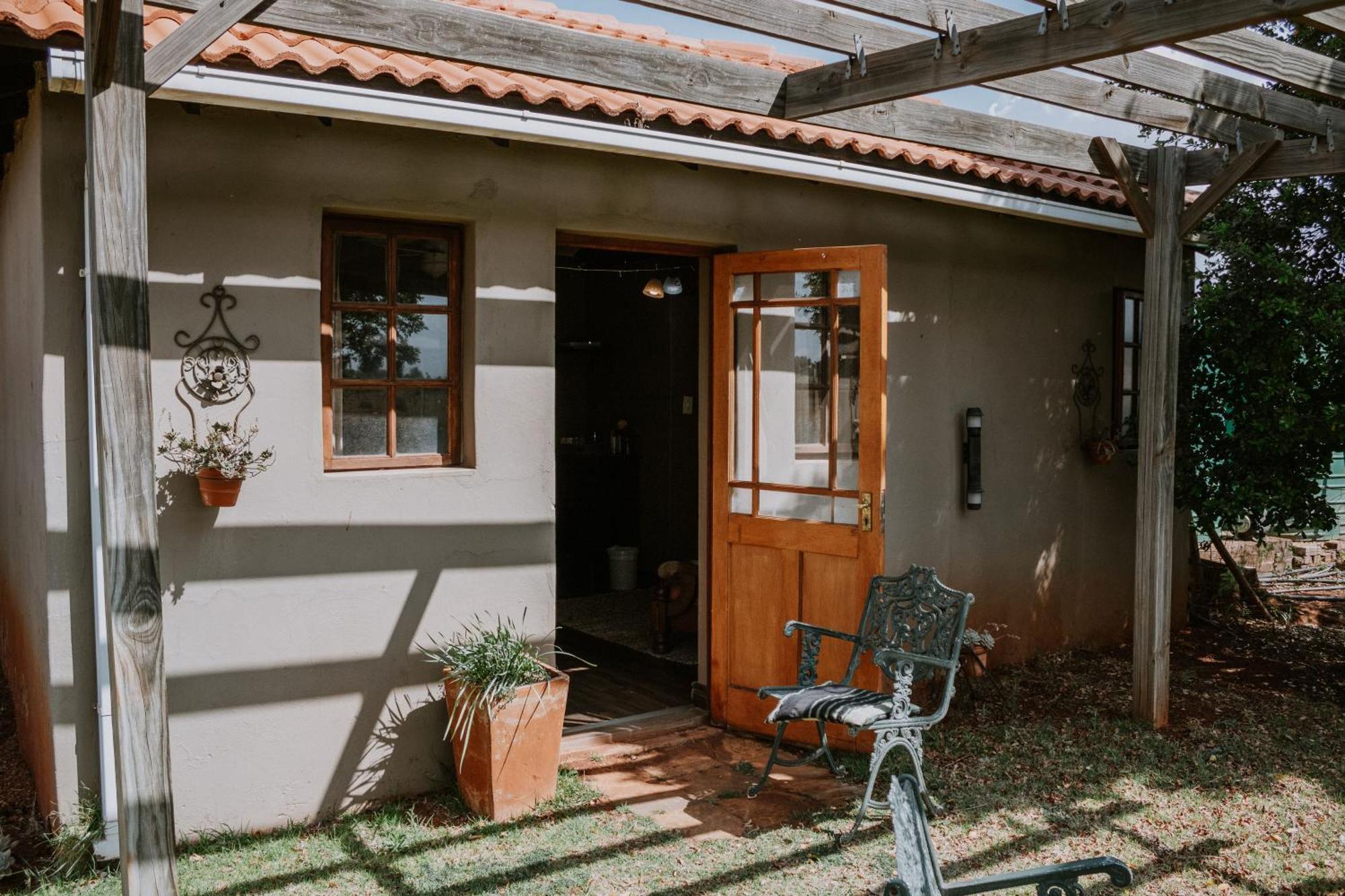Tierpoort White Linen Guesthouse מראה חיצוני תמונה
