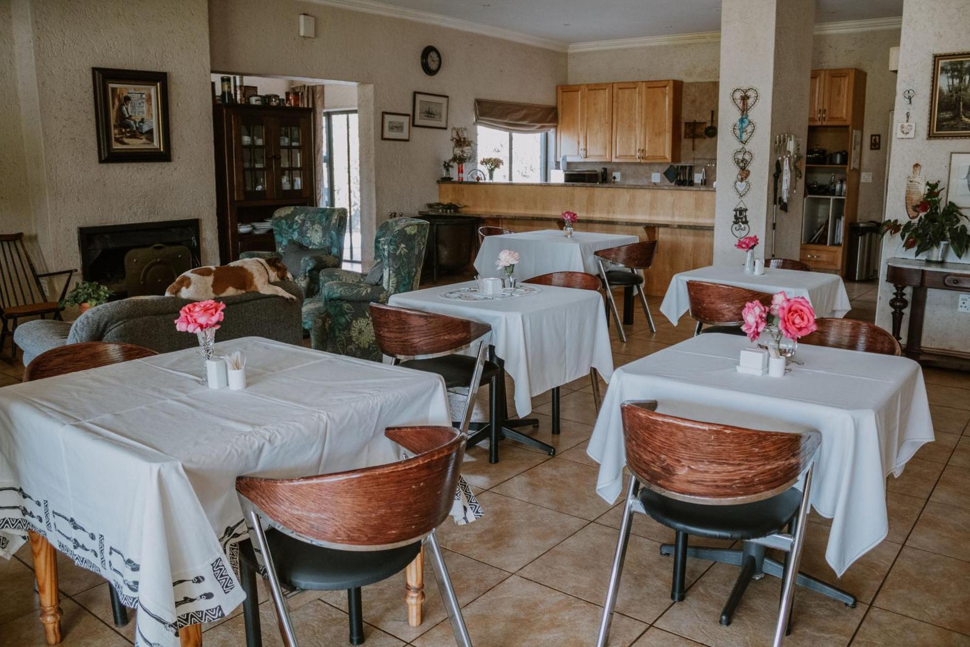 Tierpoort White Linen Guesthouse מראה חיצוני תמונה