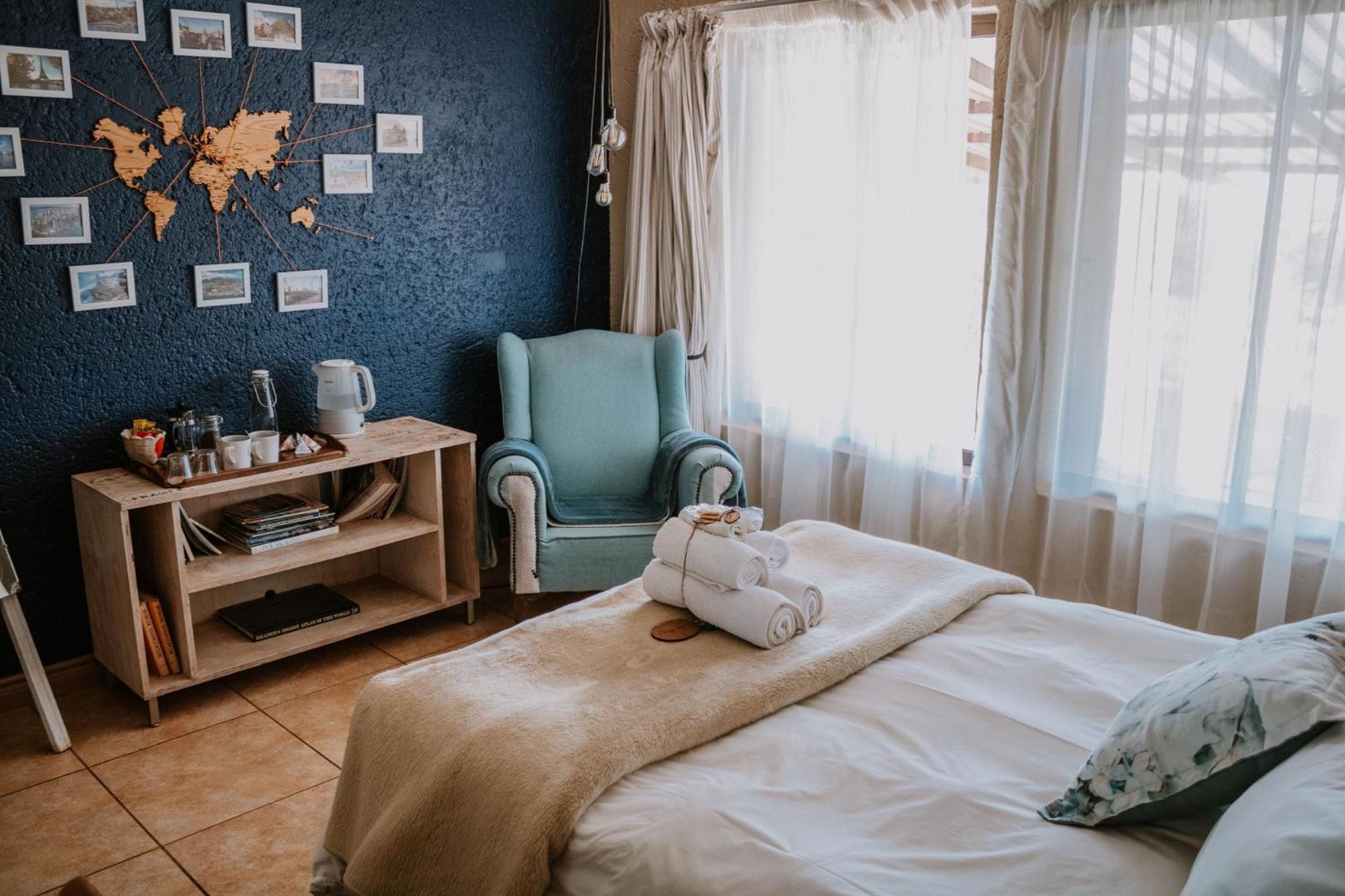 Tierpoort White Linen Guesthouse מראה חיצוני תמונה